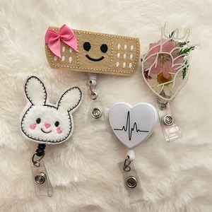 badge reels nurse new condition